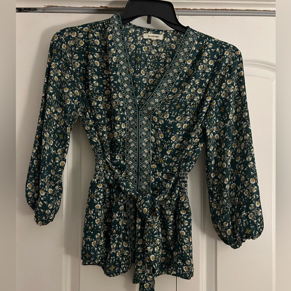 Max Studio Top - Size S